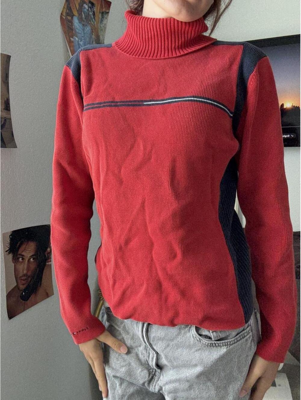 Tommy Hilfiger Women's Red Jumper